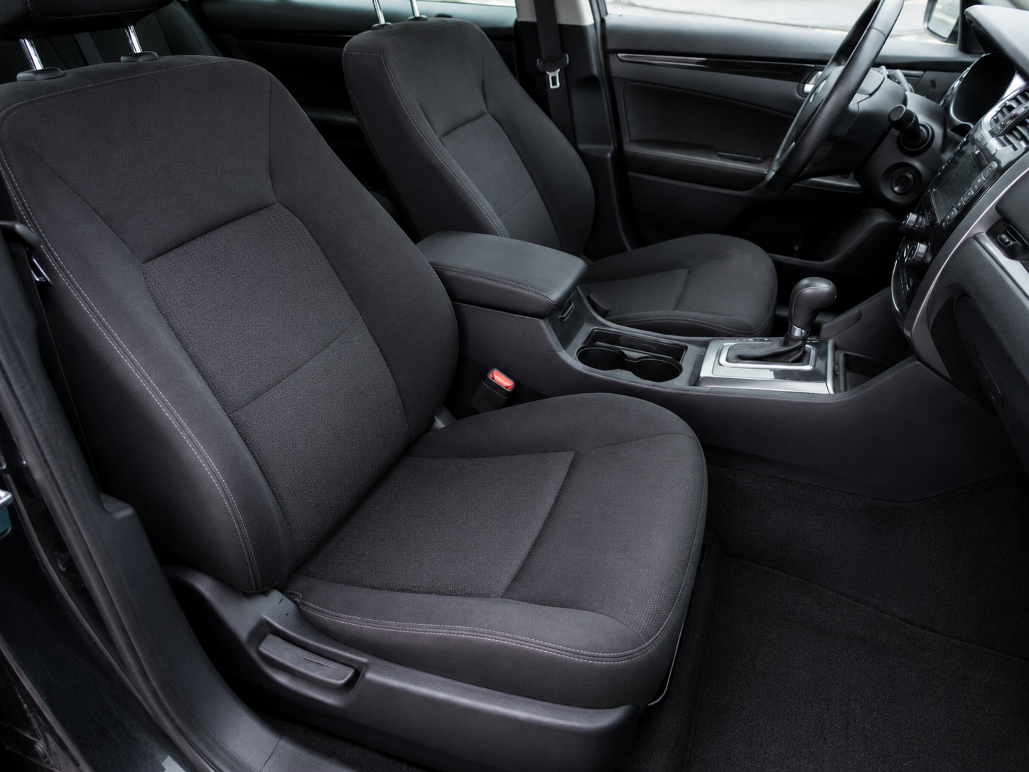 Interior de auto después de limpieza OK DALE