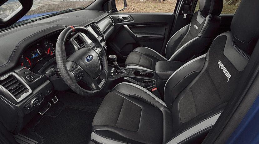 Limpieza interior de auto OK DALE